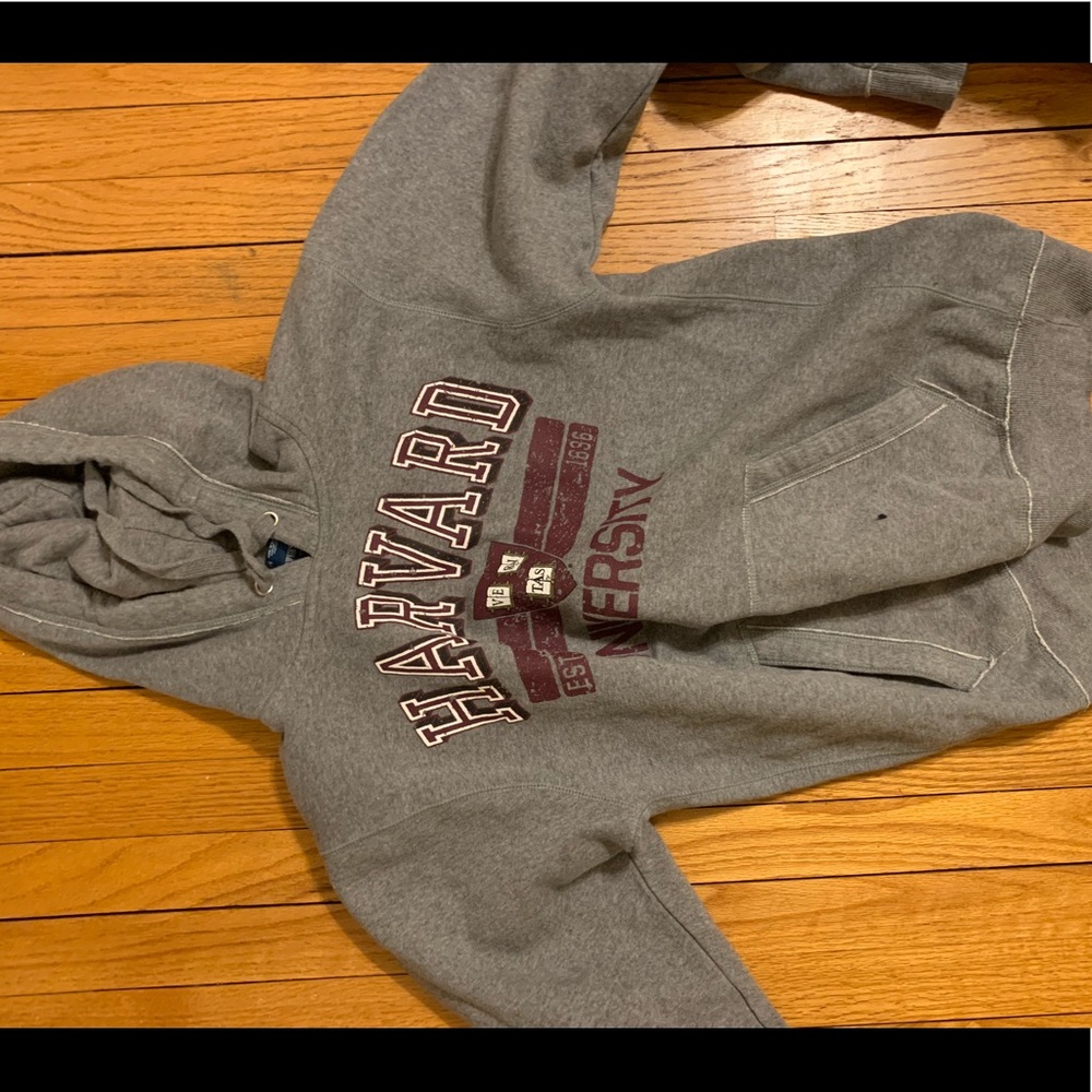 harvard hoodie